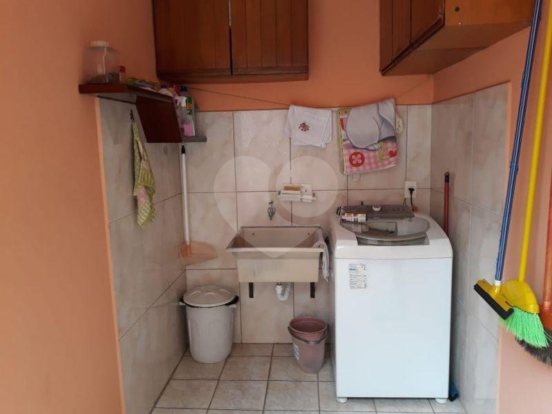 Sobrado à venda com 3 quartos, sendo 1 suíte,  em Chácara Jafet, Mogi das Cruzes, SP