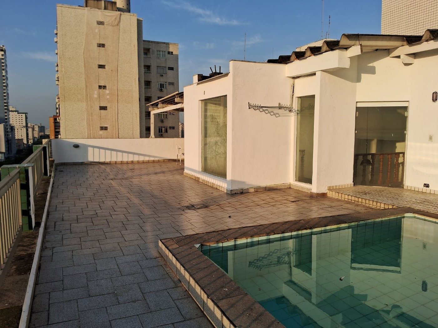 Cobertura com 3 dormitórios, 231 m² - venda por R$ 1.950.000,00 ou aluguel por R$ 10.000,00/mês - Ponta da Praia - Santos/SP