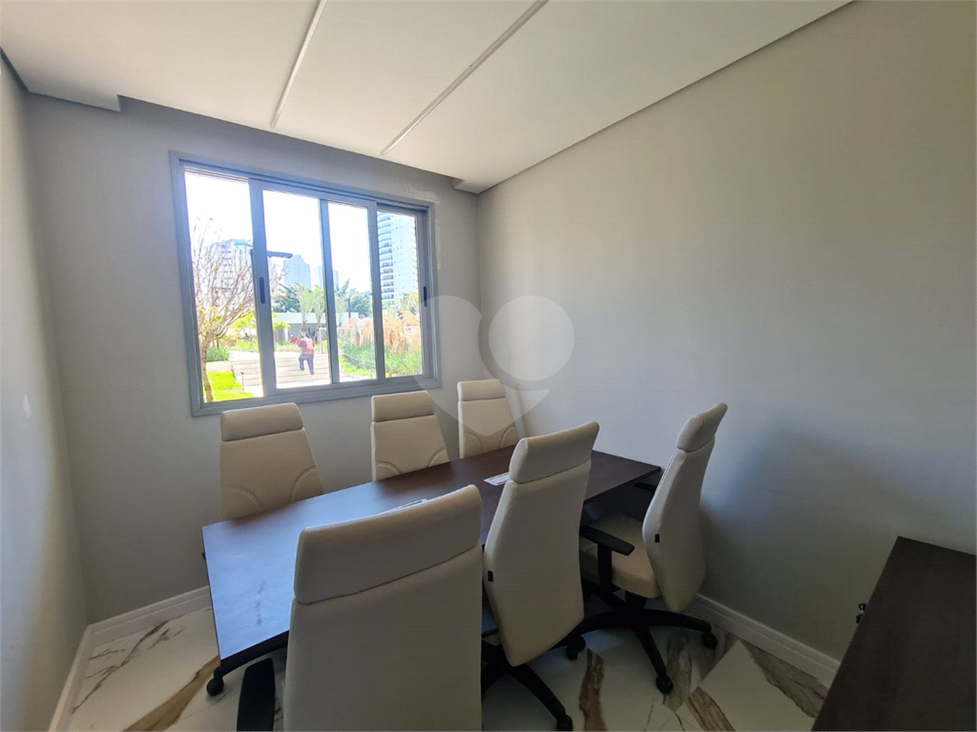 Apartamento à venda com 3 suítes em Jardim Marajoara, São Paulo, SP
