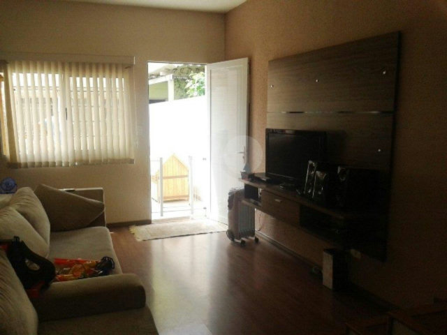 Sobrado à venda com 3 quartos em Vila Nova Mazzei, São Paulo, SP