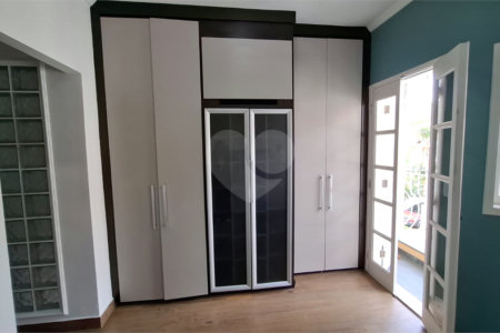 Casa à venda com 2 suítes no condomínio Village Palmas, São Paulo - SP