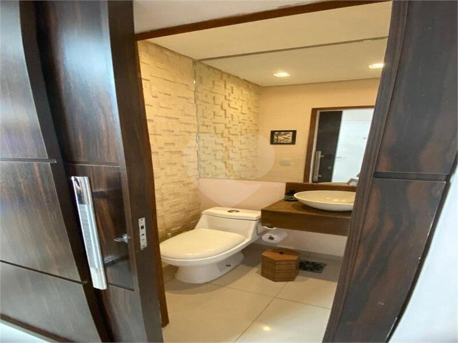 Casa à venda com 3 quartos, sendo 1 suíte, no condomínio Residencial Green Village, Indaiatuba - SP