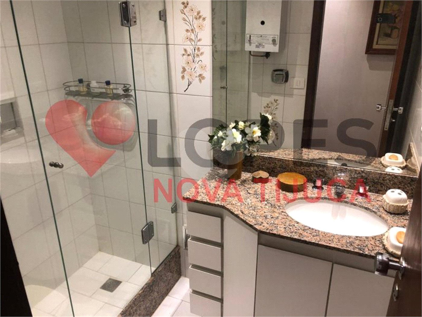 Cobertura à venda com 3 quartos, sendo 2 suítes, em Tijuca, Rio de Janeiro, RJ
