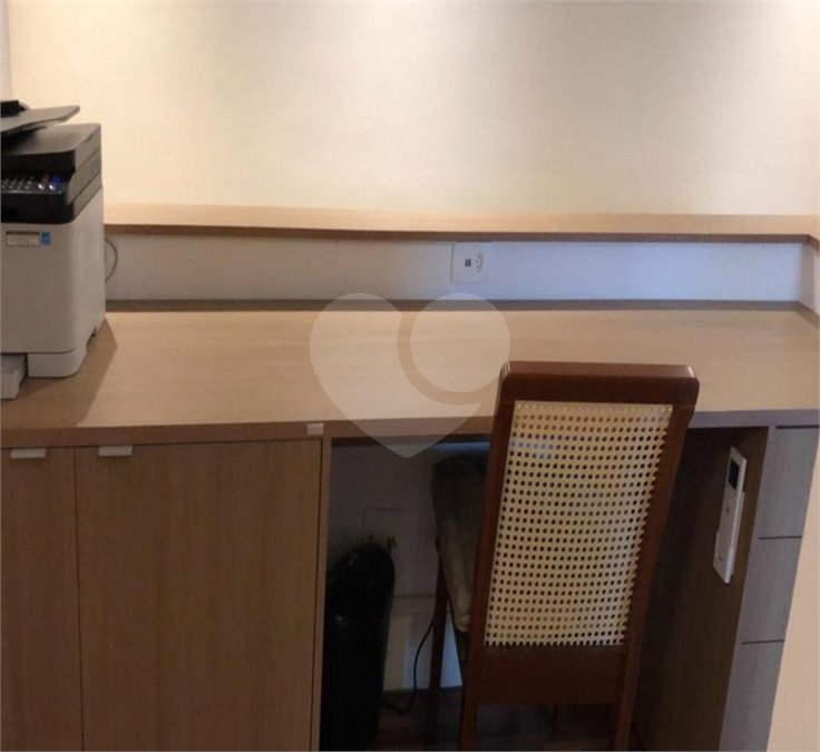 Apartamento à venda com 2 quartos, sendo 1 suíte, em Moema, São Paulo, SP