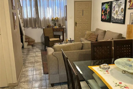 Sobrado à venda com 2 quartos em Cidade Monções, São Paulo, SP