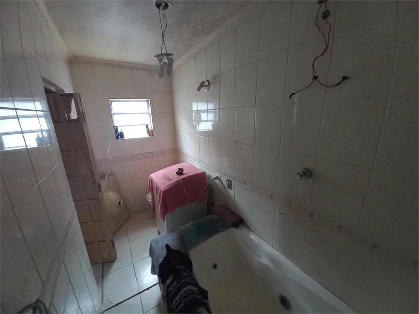 Sobrado à venda com 3 quartos, sendo 1 suíte,  em Jardim Helga, São Paulo, SP