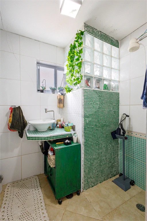 Casa à venda com 4 quartos, sendo 2 suítes, em Brooklin, São Paulo, SP