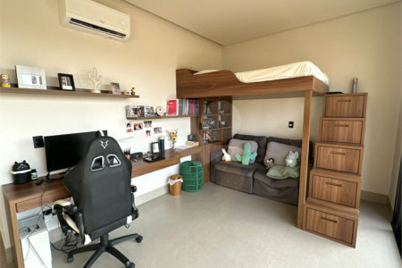Casa Térrea à venda ou para alugar com 3 suítes em Jardim Leonor, Itatiba, SP