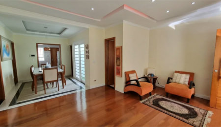 Casa à venda com 3 suítes em Jardim Trussardi, São Paulo, SP