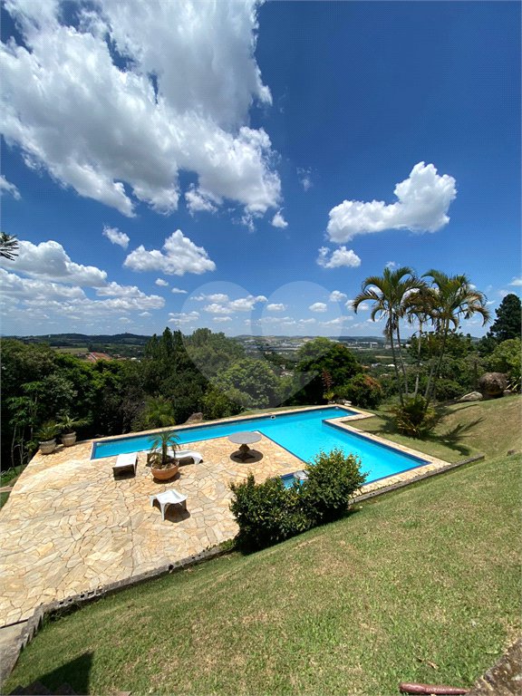 Casa à venda com 4 suítes no condomínio São Joaquim, Vinhedo - SP