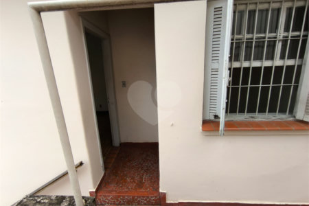 Sobrado à venda com 5 quartos, sendo 1 suíte, em Jardim Trussardi, São Paulo, SP