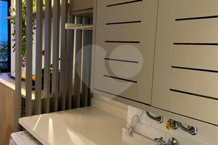 Apartamento à venda com 2 quartos, sendo 1 suíte, em Santo Amaro, São Paulo, SP
