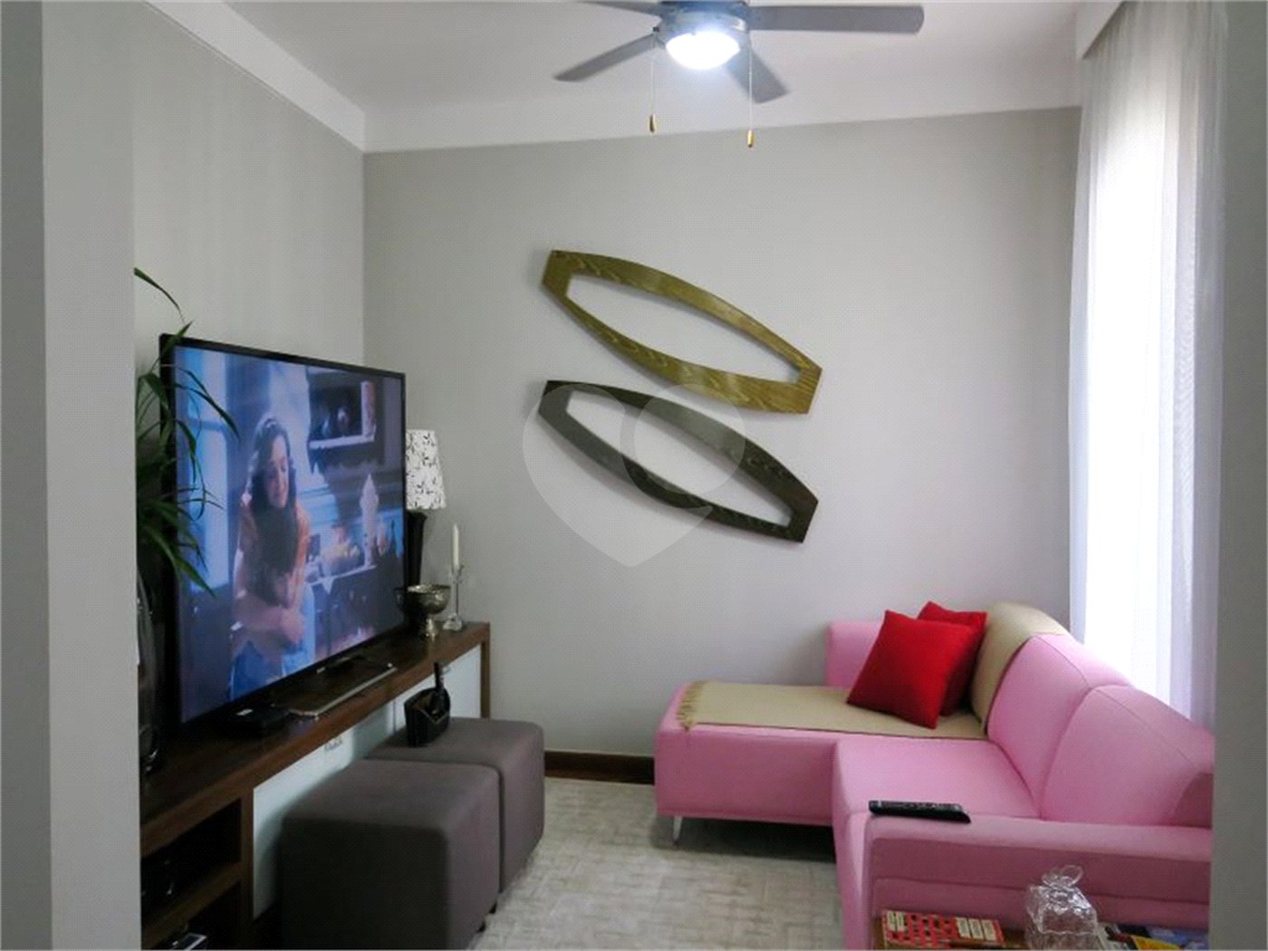 Apartamento à venda com 3 quartos, sendo 2 suítes, em Jardim Parque Morumbi, São Paulo, SP