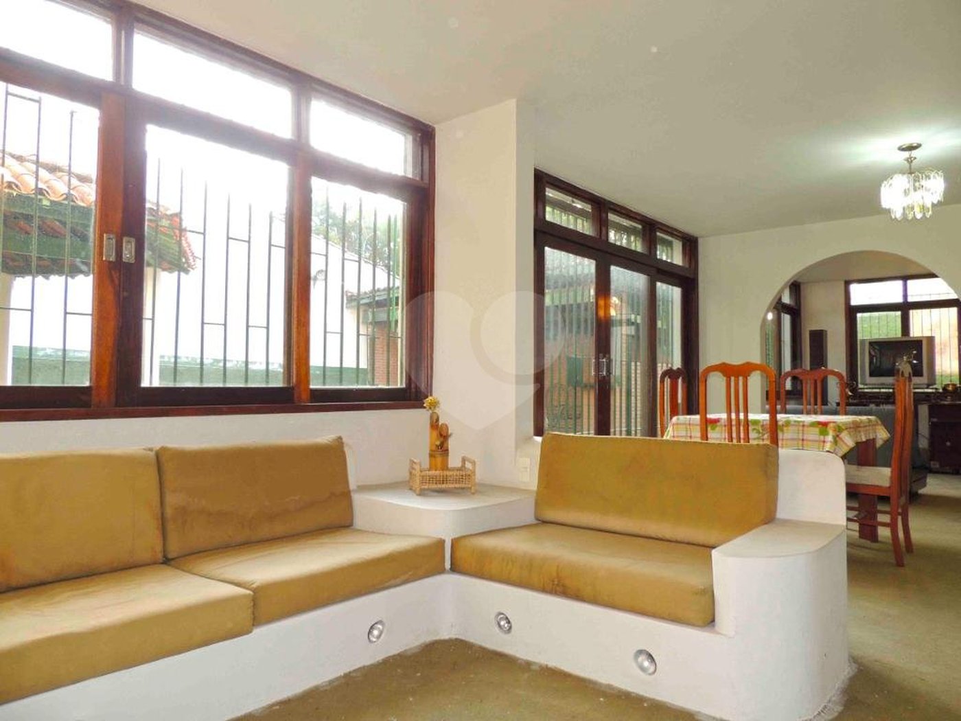 Casa de Vila à venda com 4 quartos, sendo 2 suítes, em Jardim dos Estados, São Paulo, SP
