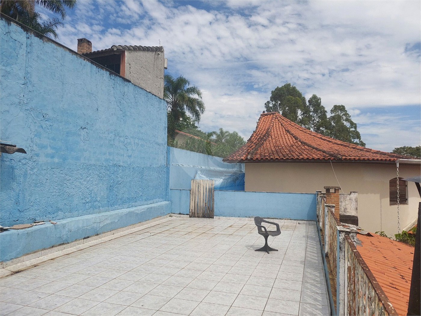 Casa à venda ou para alugar com 4 quartos, sendo 2 suítes,  em Rancho Grande, Mairiporã, SP