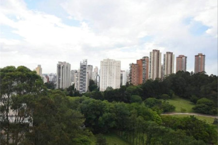 Apartamento à venda com 3 quartos, sendo 1 suíte, em Paraíso do Morumbi, São Paulo, SP