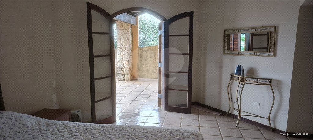 Chácara à venda com 4 quartos, sendo 3 suítes, em Campos de Atibaia, Atibaia, SP