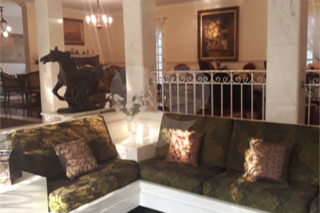 Casa à venda ou para alugar com 5 suítes em Jardim Leonor, São Paulo, SP