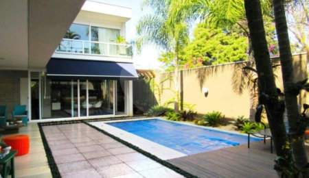 Casa à venda com 4 suítes no condomínio Bauhaus, São Paulo - SP