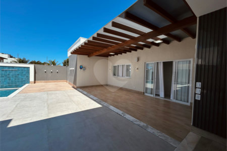 Casa à venda com 3 suítes, em Orla Norte, Porto Seguro, BA