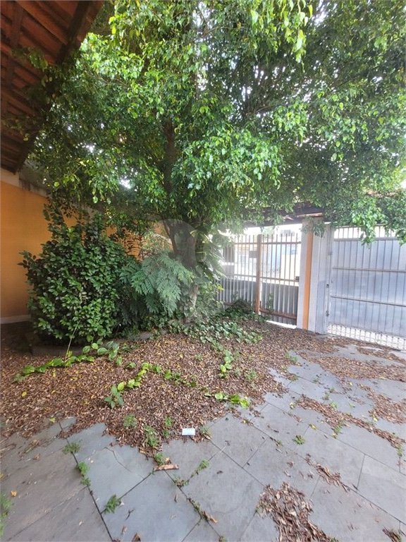 Casa à venda com 3 quartos, sendo 1 suíte, em Vila Vitório Mazzei, São Paulo, SP