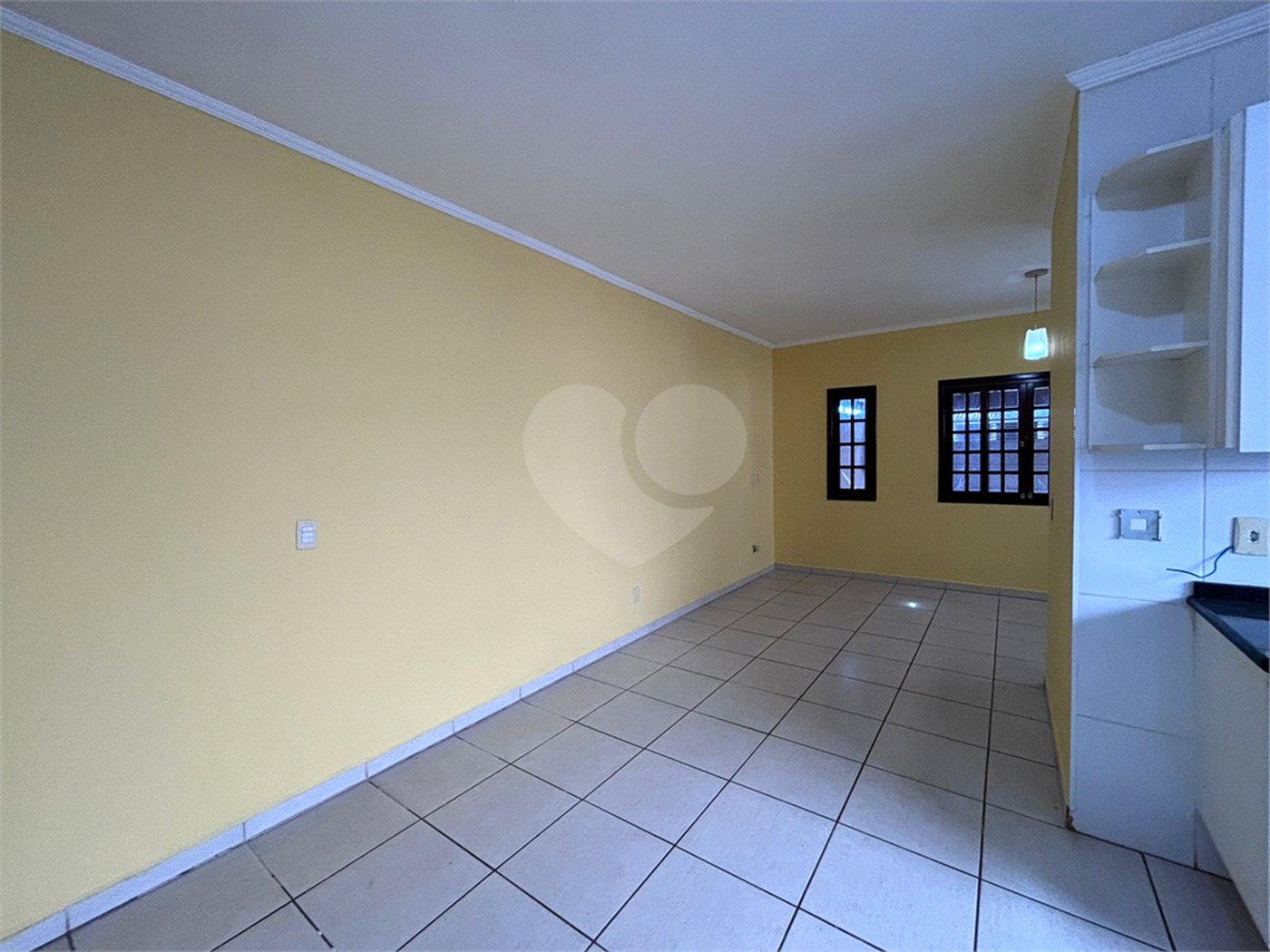 Casa à venda com 2 quartos, sendo 1 suíte, em Nova Cerejeira, Atibaia, SP