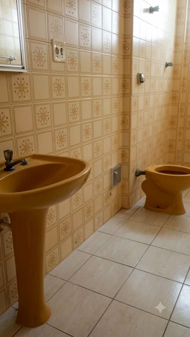 Apartamento com 3 dormitórios para alugar, 140 m² por R$ 3.850,00/mês - Itararé - São Vicente/SP