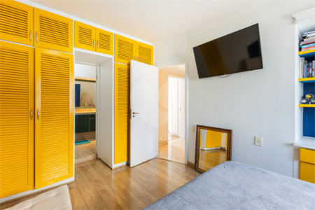 Apartamento à venda com 4 quartos, sendo 3 suítes,  em Real Parque, São Paulo, SP