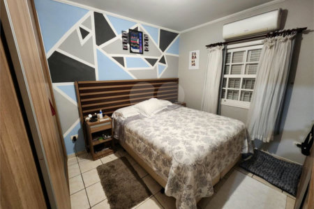 Sobrado à venda com 3 quartos, sendo 1 suíte,  em Jardim Ana Maria, São Paulo, SP