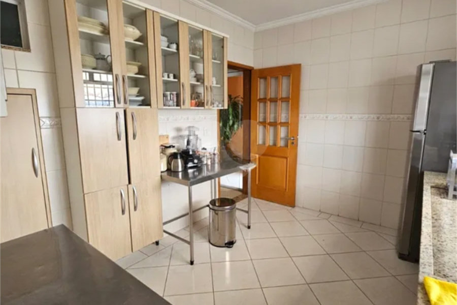 Sobrado à venda com 3 quartos, sendo 1 suíte, em Vila Pereira Barreto, São Paulo, SP