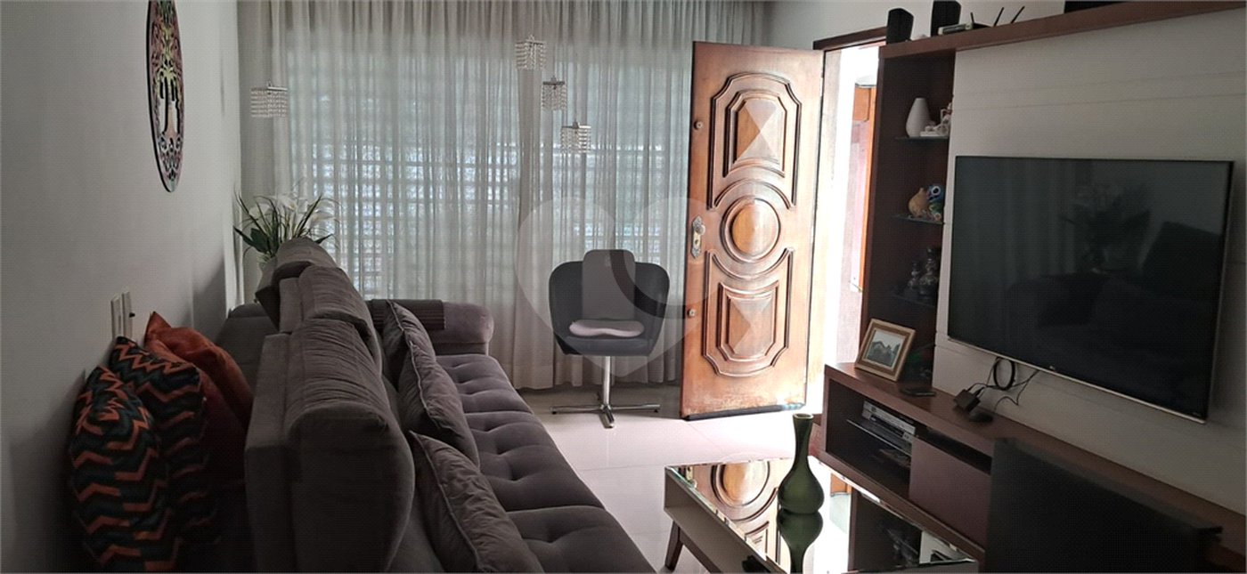 Sobrado à venda com 4 quartos, sendo 2 suítes, em Mandaqui, São Paulo, SP