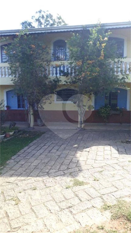 Chácara à venda com 3 quartos, sendo 2 suítes, em Chácara Companheiros, Jundiaí, SP