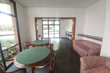 Apartamento à venda com 4 quartos, sendo 3 suítes, em Vila Andrade, São Paulo, SP