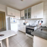 Casa à venda com 3 quartos, sendo 1 suíte, no condomínio Village St. Louis, São Paulo - SP