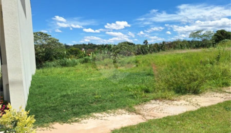Terreno à venda com 1 suíte em Pinheirinho, Vinhedo, SP