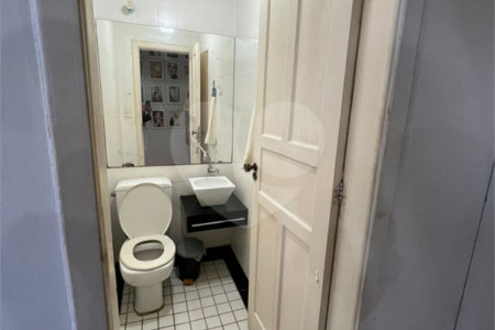 Casa à venda com 4 quartos, sendo 1 suíte,  em Jardim Colombo, São Paulo, SP