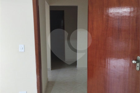 Sobrado à venda com 3 quartos, sendo 1 suíte, em Chácaras Maringá, Atibaia, SP