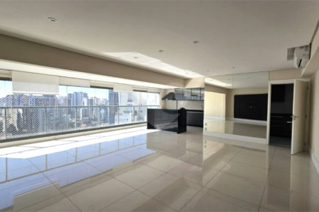 Apartamento à venda ou para alugar com 3 suítes em Chácara Santo Antônio, São Paulo, SP