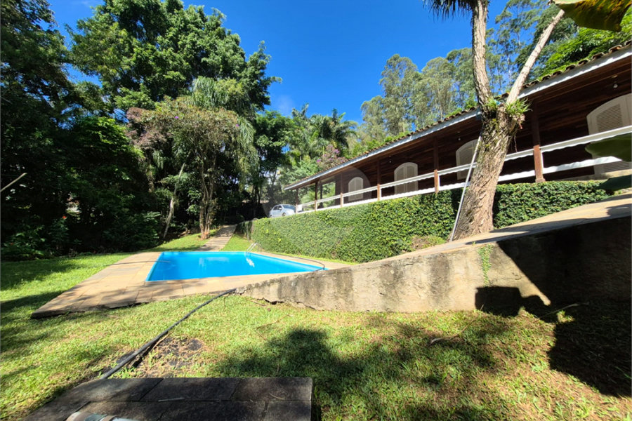 Casa Térrea à venda com 3 quartos, sendo 1 suíte,  em Serra da Cantareira, Mairiporã, SP