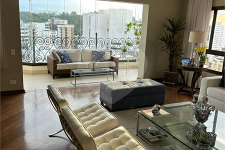 Apartamento à venda com 4 suítes em Real Parque, São Paulo, SP
