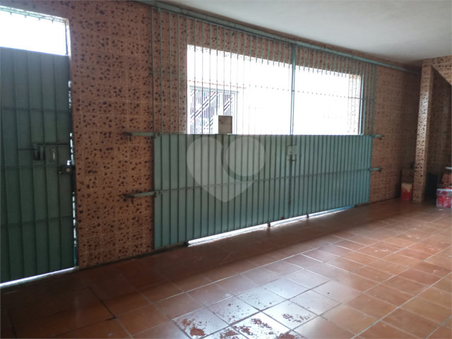 Sobrado à venda com 5 quartos em Horto, São Paulo, SP