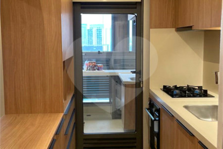 Apartamento à venda ou para alugar com 2 suítes em Pinheiros, São Paulo, SP