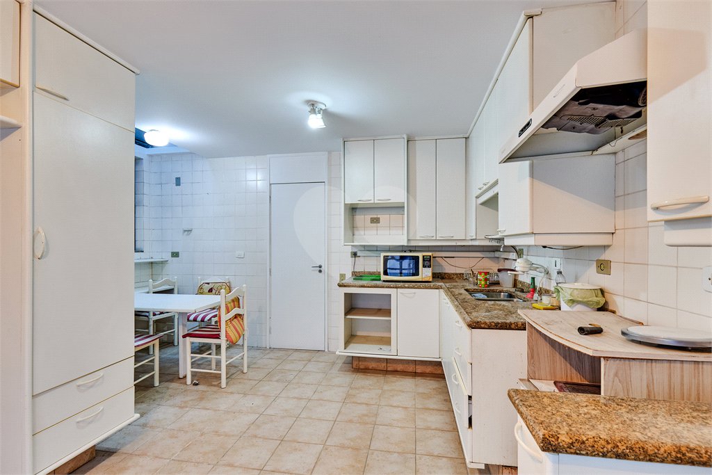 Casa à venda com 3 quartos, sendo 1 suíte, em Brooklin, São Paulo, SP