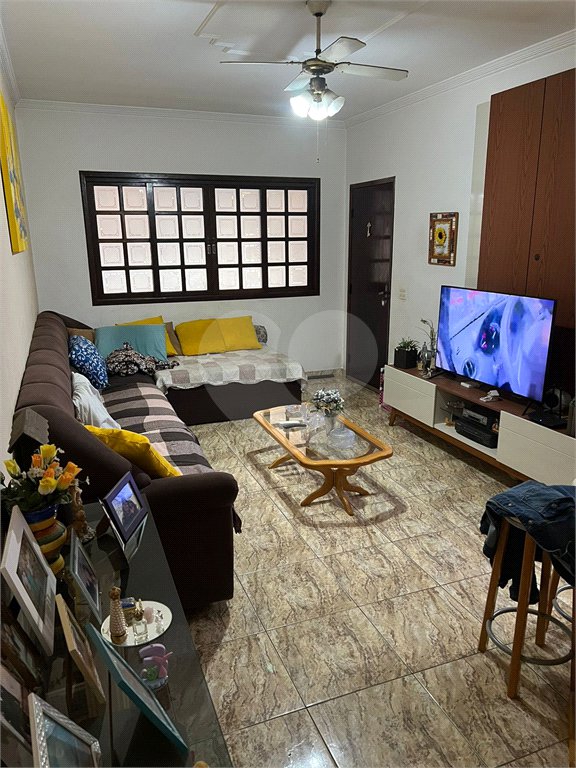 Sobrado à venda com 3 quartos, sendo 1 suíte, em Parque Edu Chaves, São Paulo, SP