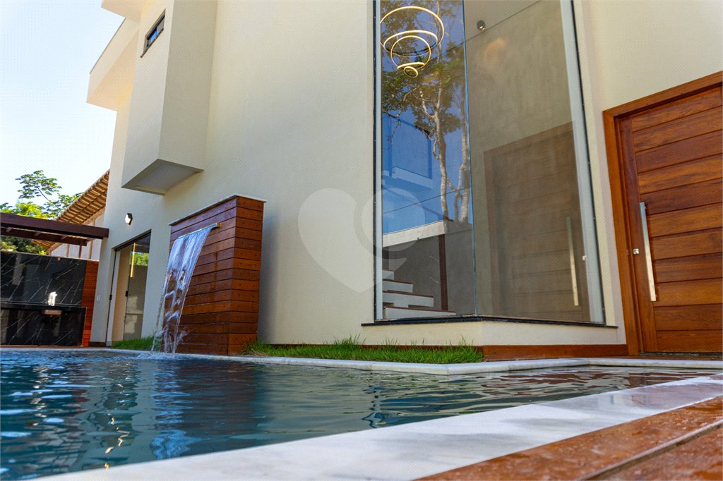 Casa à venda com 4 suítes em Arraial D´ajuda, Porto Seguro, BA