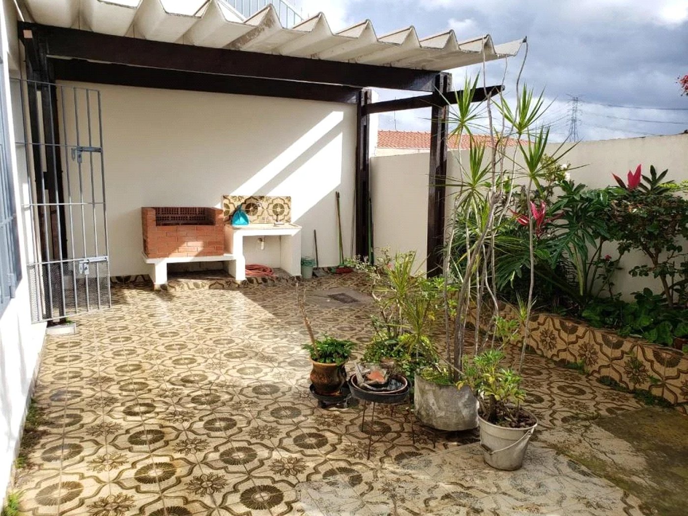 Casa à venda com 3 quartos em Vila Tiradentes, São Paulo, SP