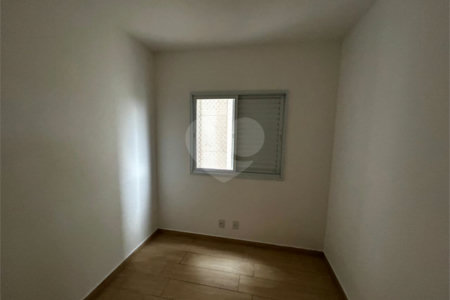 Apartamento à venda com 2 quartos, sendo 1 suíte, em Vila Aparecida, Itapetininga, SP