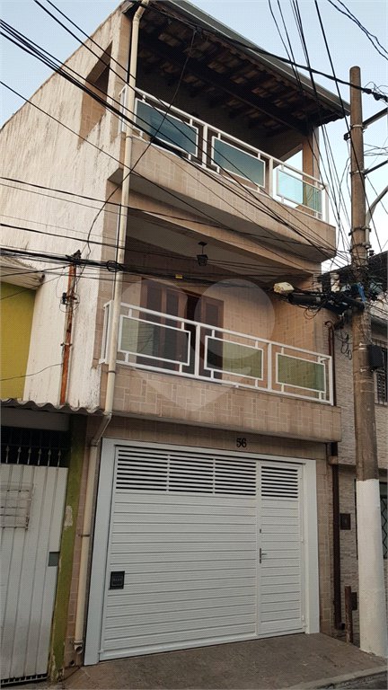 Sobrado à venda com 2 quartos, sendo 1 suíte, em Tremembé, São Paulo, SP