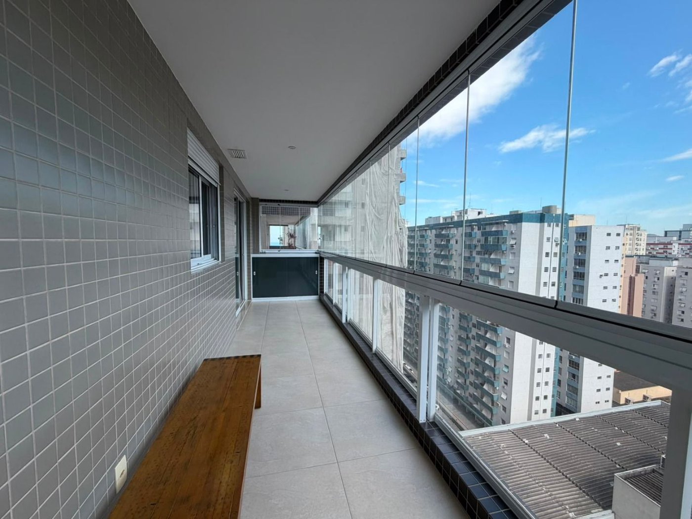 Apartamento com 2 dormitórios à venda, 72 m² por R$ 1.350.000,00 - Gonzaga - Santos/SP