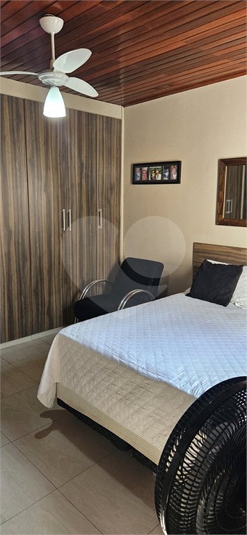 Sobrado à venda com 3 quartos em Jardim Franca, São Paulo, SP